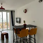 Appartement T3 Traversant 53M2 Marseille Vue Mer
